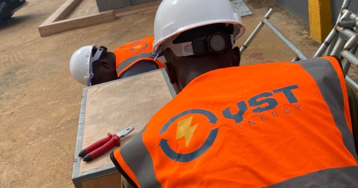 YST Energy team at the completed Eleyo Plaza installation